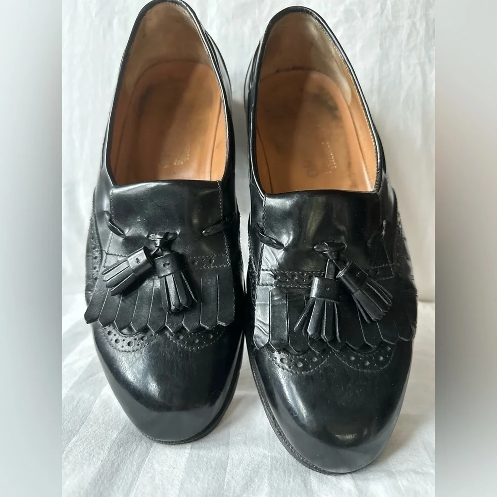 SALVATORE FERRAGAMO Black Leather Eyelash Tassel Oxford Loafers 9.5
